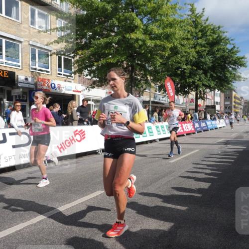 15.09.2024 - PSD Bank Halbmarathon Miley Keyser http://msf.ph/oto/7086271 15.09.2024 11:52:00 Ziel 1494, 1552, 1606, 1661, 1667, 1767, 1793, 2487, 2536, 2725, 2775, 2825, 2835, 3518 meine-sportfotos.de