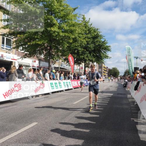 15.09.2024 - PSD Bank Halbmarathon Miley Keyser http://msf.ph/oto/7086294 15.09.2024 11:52:04 Ziel 1354, 1494, 1552, 1606, 1661, 1667, 2493, 2536, 2725, 2775, 2825, 2835, 3518 meine-sportfotos.de