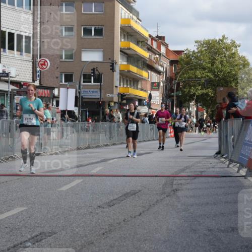 15.09.2024 - PSD Bank Halbmarathon Michael Strokosch http://msf.ph/oto/7086295 15.09.2024 12:34:37 Ziel 3151, 3251 meine-sportfotos.de