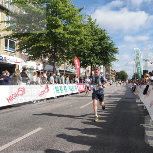 15.09.2024 - PSD Bank Halbmarathon Miley Keyser http://msf.ph/oto/7086296 15.09.2024 11:52:04 Ziel 1354, 1494, 1552, 1606, 1661, 1667, 2493, 2536, 2725, 2775, 2825, 2835, 3518 meine-sportfotos.de