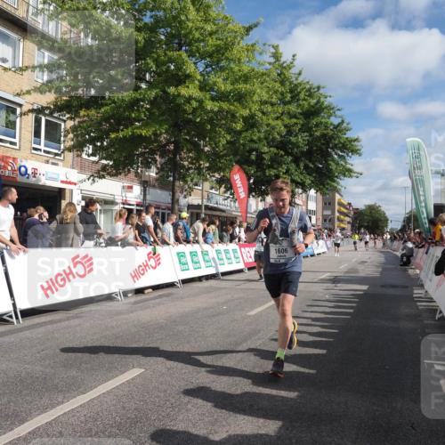 15.09.2024 - PSD Bank Halbmarathon Miley Keyser http://msf.ph/oto/7086300 15.09.2024 11:52:05 Ziel 1354, 1494, 1552, 1606, 1661, 1667, 2493, 2536, 2725, 2775, 2825, 2835, 3518 meine-sportfotos.de