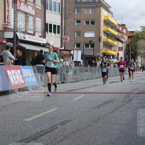 15.09.2024 - PSD Bank Halbmarathon Michael Strokosch http://msf.ph/oto/7086311 15.09.2024 12:34:38 Ziel 3151, 3251, 3485 meine-sportfotos.de