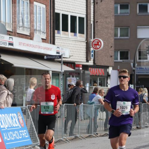 15.09.2024 - PSD Bank Halbmarathon Michael Strokosch http://msf.ph/oto/7086318 15.09.2024 11:25:57 Ziel 670, 671, 723, 1025, 2616 meine-sportfotos.de