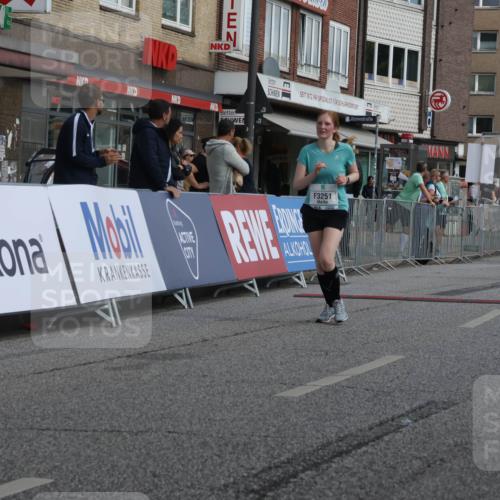15.09.2024 - PSD Bank Halbmarathon Michael Strokosch http://msf.ph/oto/7086320 15.09.2024 12:34:39 Ziel 2438, 3151, 3251, 3485 meine-sportfotos.de