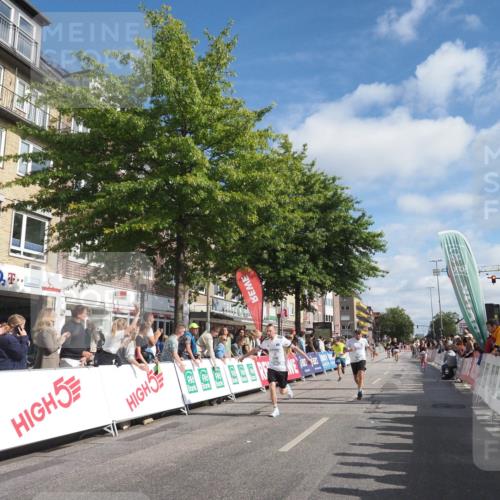 15.09.2024 - PSD Bank Halbmarathon Miley Keyser http://msf.ph/oto/7086332 15.09.2024 11:52:11 Ziel 1354, 1552, 1606, 1667, 1908, 2182, 2493, 2655 meine-sportfotos.de