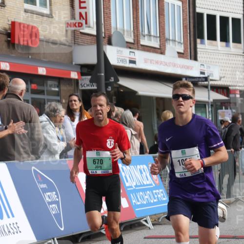 15.09.2024 - PSD Bank Halbmarathon Michael Strokosch http://msf.ph/oto/7086341 15.09.2024 11:25:58 Ziel 670, 671, 723, 1025, 2616 meine-sportfotos.de