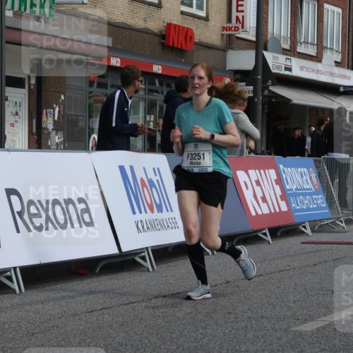 15.09.2024 - PSD Bank Halbmarathon Michael Strokosch http://msf.ph/oto/7086349 15.09.2024 12:34:40 Ziel 2438, 3151, 3251, 3485 meine-sportfotos.de