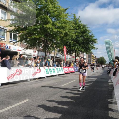 15.09.2024 - PSD Bank Halbmarathon Miley Keyser http://msf.ph/oto/7086380 15.09.2024 11:52:18 Ziel 1354, 1380, 1556, 1667, 1908, 1980, 2182, 2422, 2493, 2502, 2655, 2693 meine-sportfotos.de