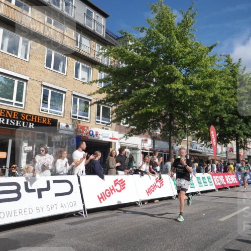 15.09.2024 - PSD Bank Halbmarathon Miley Keyser http://msf.ph/oto/7086390 15.09.2024 11:52:20 Ziel 1354, 1380, 1556, 1667, 1908, 1980, 2182, 2422, 2493, 2502, 2655, 2693 meine-sportfotos.de