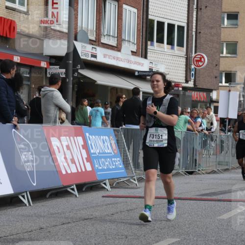 15.09.2024 - PSD Bank Halbmarathon Michael Strokosch http://msf.ph/oto/7086391 15.09.2024 12:34:43 Ziel 2438, 2444, 3151, 3251, 3273, 3485 meine-sportfotos.de