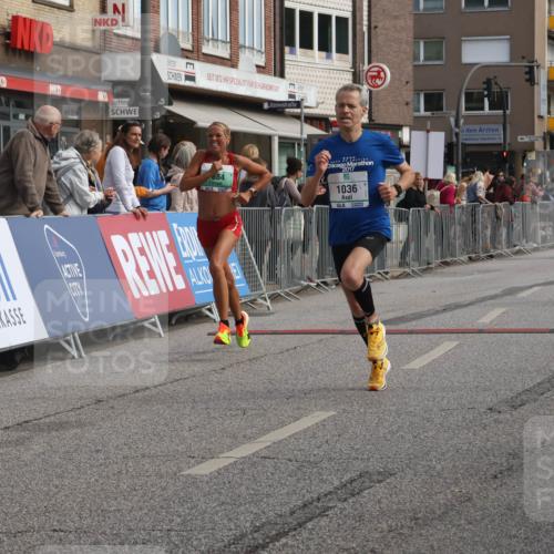 15.09.2024 - PSD Bank Halbmarathon Michael Strokosch http://msf.ph/oto/7086394 15.09.2024 11:26:19 Ziel 884, 1036, 1064, 1119 meine-sportfotos.de