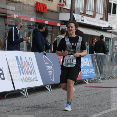 15.09.2024 - PSD Bank Halbmarathon Michael Strokosch http://msf.ph/oto/7086411 15.09.2024 12:34:44 Ziel 2438, 2444, 3151, 3251, 3273, 3485 meine-sportfotos.de