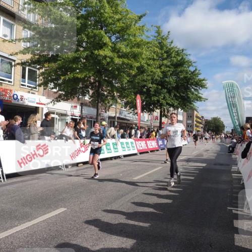 15.09.2024 - PSD Bank Halbmarathon Miley Keyser http://msf.ph/oto/7086428 15.09.2024 11:52:25 Ziel 1197, 1276, 1354, 1378, 1380, 1556, 1569, 1834, 1908, 1980, 2153, 2182, 2422, 2502, 2655, 2693, 3527 meine-sportfotos.de