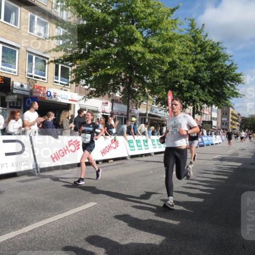 15.09.2024 - PSD Bank Halbmarathon Miley Keyser http://msf.ph/oto/7086432 15.09.2024 11:52:25 Ziel 1197, 1276, 1354, 1378, 1380, 1556, 1569, 1834, 1908, 1980, 2153, 2182, 2422, 2502, 2655, 2693, 3527 meine-sportfotos.de