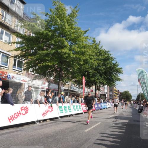 15.09.2024 - PSD Bank Halbmarathon Miley Keyser http://msf.ph/oto/7086452 15.09.2024 11:52:30 Ziel 1197, 1276, 1342, 1378, 1380, 1416, 1556, 1569, 1595, 1696, 1801, 1834, 1908, 1980, 2153, 2422, 2502, 2507, 2693, 2712, 2844, 3527 meine-sportfotos.de