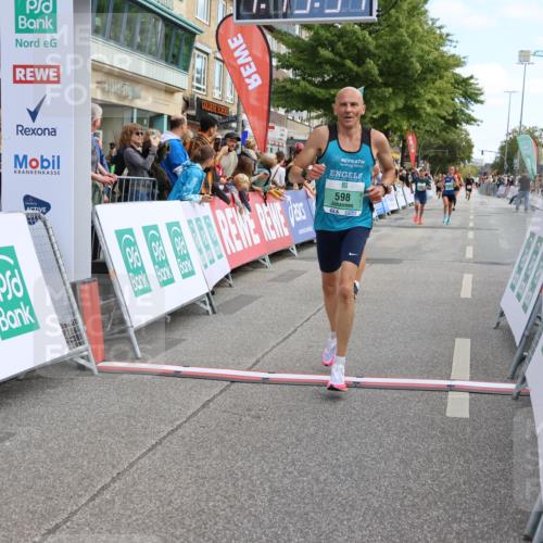 15.09.2024 - PSD Bank Halbmarathon Strokosch-Dieckow http://msf.ph/oto/7086476 15.09.2024 11:20:28 Ziel 598, 611, 619, 669, 843, 852, 861, 1021 meine-sportfotos.de