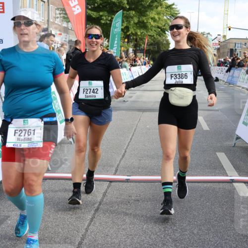 15.09.2024 - PSD Bank Halbmarathon Strokosch-Dieckow http://msf.ph/oto/7086486 15.09.2024 12:37:44 Ziel 2742, 2761, 3386 meine-sportfotos.de
