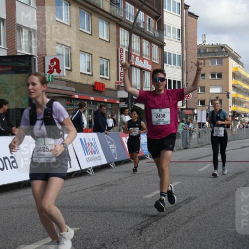 15.09.2024 - PSD Bank Halbmarathon Michael Strokosch http://msf.ph/oto/7086488 15.09.2024 12:34:49 Ziel 2438, 2444, 3151, 3251, 3273, 3485 meine-sportfotos.de