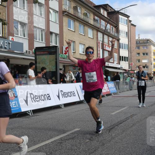 15.09.2024 - PSD Bank Halbmarathon Michael Strokosch http://msf.ph/oto/7086499 15.09.2024 12:34:50 Ziel 2438, 2444, 3151, 3251, 3273, 3485 meine-sportfotos.de