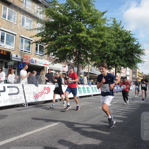 15.09.2024 - PSD Bank Halbmarathon Miley Keyser http://msf.ph/oto/7086546 15.09.2024 11:52:43 Ziel 1197, 1210, 1276, 1342, 1378, 1416, 1511, 1569, 1573, 1595, 1676, 1685, 1696, 1776, 1798, 1801, 1812, 1834, 1893, 1907, 2130, 2153, 2507, 2663, 2712, 2741, 2744, 2844, 3527 meine-sportfotos.de