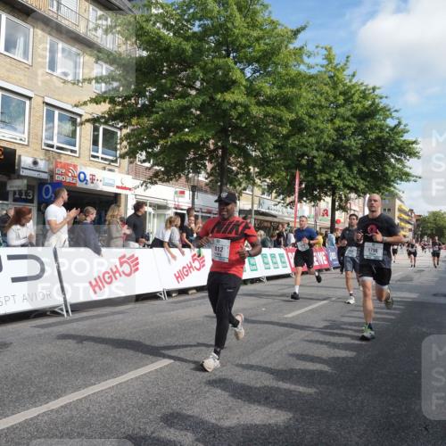 15.09.2024 - PSD Bank Halbmarathon Miley Keyser http://msf.ph/oto/7086562 15.09.2024 11:52:45 Ziel 1188, 1197, 1210, 1276, 1342, 1378, 1416, 1511, 1573, 1595, 1676, 1685, 1696, 1776, 1798, 1801, 1808, 1812, 1834, 1893, 1907, 2130, 2153, 2507, 2663, 2712, 2741, 2744, 2844, 3527 meine-sportfotos.de