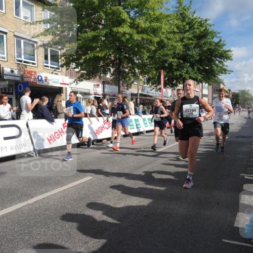 15.09.2024 - PSD Bank Halbmarathon Miley Keyser http://msf.ph/oto/7086588 15.09.2024 11:52:51 Ziel 1188, 1210, 1416, 1511, 1573, 1676, 1685, 1754, 1776, 1798, 1808, 1812, 1893, 1907, 2130, 2507, 2663, 2712, 2741, 2744 meine-sportfotos.de