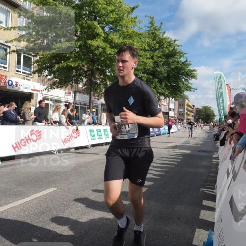 15.09.2024 - PSD Bank Halbmarathon Miley Keyser http://msf.ph/oto/7086653 15.09.2024 11:53:02 Ziel 979, 1188, 1444, 1543, 1550, 1754, 1808, 1811, 2174, 2553, 2741 meine-sportfotos.de