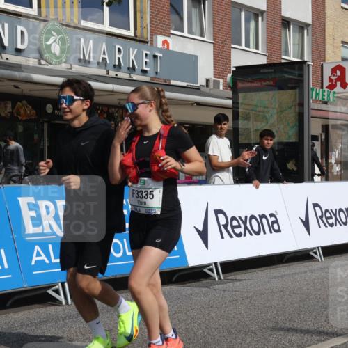 15.09.2024 - PSD Bank Halbmarathon Michael Strokosch http://msf.ph/oto/7086682 15.09.2024 12:35:13 Ziel 2207, 2324, 3300, 3335 meine-sportfotos.de