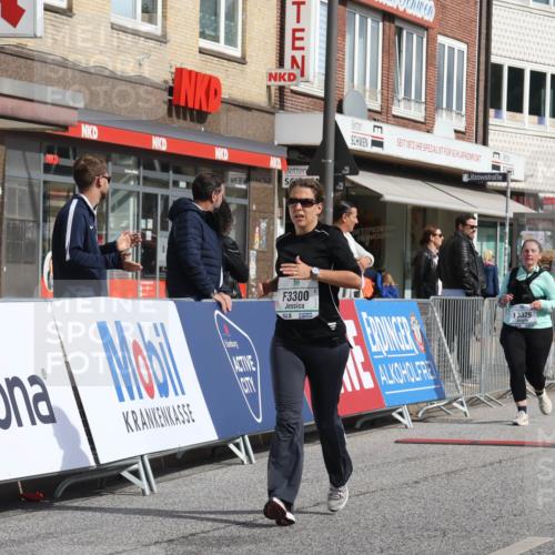 15.09.2024 - PSD Bank Halbmarathon Michael Strokosch http://msf.ph/oto/7086743 15.09.2024 12:35:21 Ziel 2207, 2324, 3071, 3178, 3300, 3329, 3335, 3468 meine-sportfotos.de