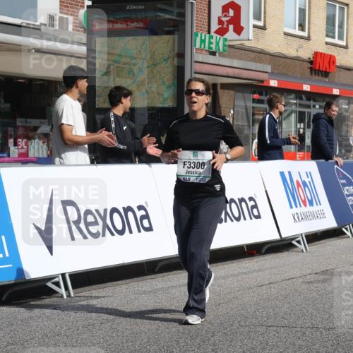 15.09.2024 - PSD Bank Halbmarathon Michael Strokosch http://msf.ph/oto/7086785 15.09.2024 12:35:23 Ziel 2207, 3071, 3178, 3300, 3329, 3468 meine-sportfotos.de