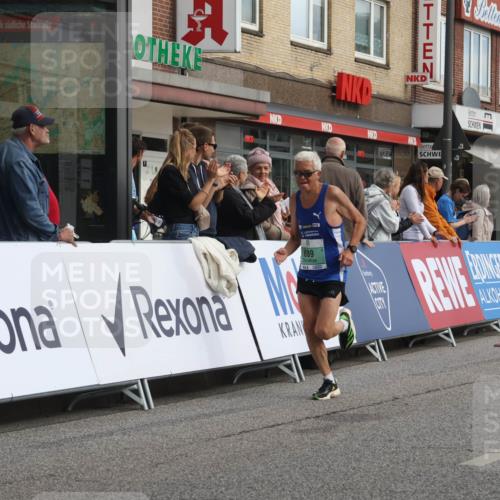 15.09.2024 - PSD Bank Halbmarathon Michael Strokosch http://msf.ph/oto/7086792 15.09.2024 11:26:56 Ziel 436, 440, 689, 725, 728, 737, 885, 1087 meine-sportfotos.de