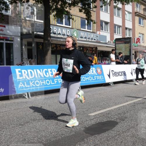 15.09.2024 - PSD Bank Halbmarathon Michael Strokosch http://msf.ph/oto/7086815 15.09.2024 12:35:26 Ziel 1504, 1895, 2257, 2286, 3071, 3178, 3300, 3329, 3468 meine-sportfotos.de