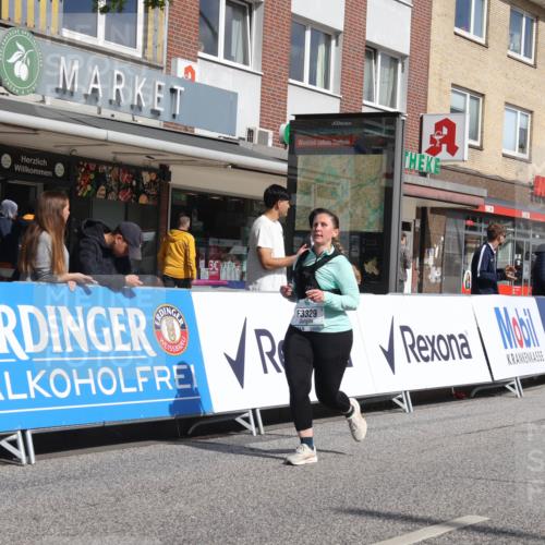 15.09.2024 - PSD Bank Halbmarathon Michael Strokosch http://msf.ph/oto/7086821 15.09.2024 12:35:26 Ziel 1504, 1895, 2257, 2286, 3071, 3178, 3300, 3329, 3468 meine-sportfotos.de