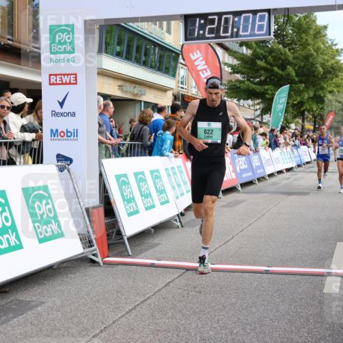 15.09.2024 - PSD Bank Halbmarathon Strokosch-Dieckow http://msf.ph/oto/7086828 15.09.2024 11:20:59 Ziel 411, 618, 622, 625, 676, 821, 850, 898, 1008, 1067 meine-sportfotos.de