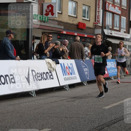 15.09.2024 - PSD Bank Halbmarathon Michael Strokosch http://msf.ph/oto/7086832 15.09.2024 11:26:58 Ziel 436, 440, 689, 725, 728, 737, 885 meine-sportfotos.de