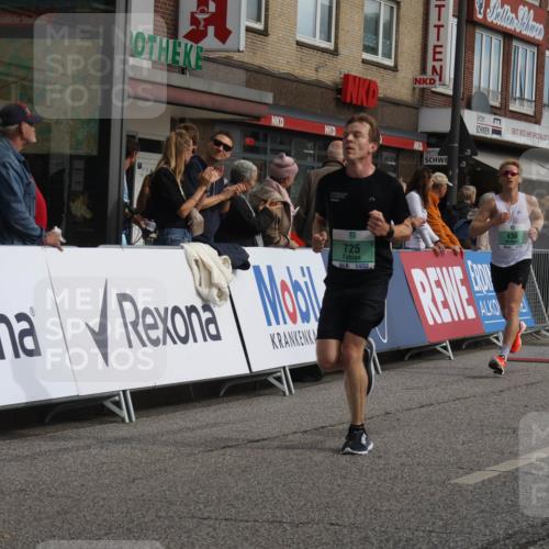 15.09.2024 - PSD Bank Halbmarathon Michael Strokosch http://msf.ph/oto/7086836 15.09.2024 11:26:59 Ziel 436, 440, 689, 725, 728, 737, 885 meine-sportfotos.de