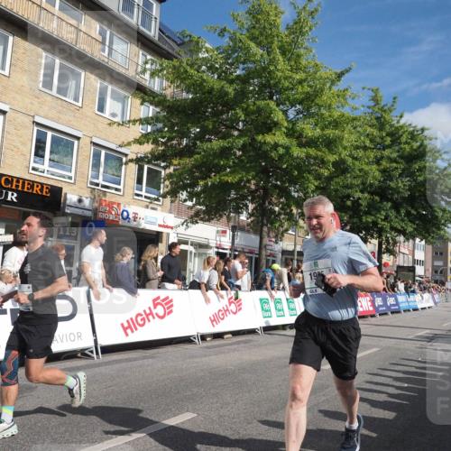 15.09.2024 - PSD Bank Halbmarathon Miley Keyser http://msf.ph/oto/7086844 15.09.2024 11:53:32 Ziel 1295, 1495, 1503, 1561, 1601, 1621, 1727, 1915, 1916, 1925, 2146, 2499, 2703, 2753, 2814, 2815 meine-sportfotos.de