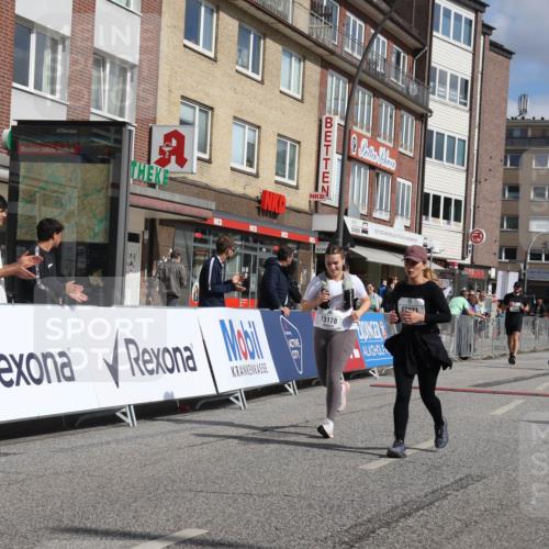 15.09.2024 - PSD Bank Halbmarathon Michael Strokosch http://msf.ph/oto/7086845 15.09.2024 12:35:28 Ziel 1504, 1895, 2257, 2286, 3071, 3178, 3300, 3329, 3468 meine-sportfotos.de
