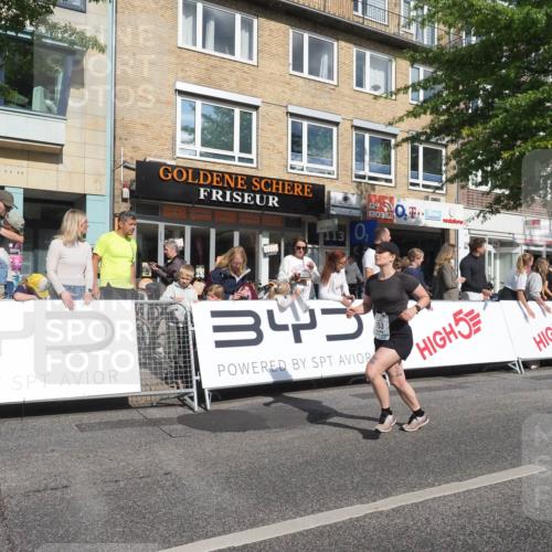 15.09.2024 - PSD Bank Halbmarathon Miley Keyser http://msf.ph/oto/7086855 15.09.2024 11:53:34 Ziel 1295, 1495, 1503, 1561, 1601, 1621, 1727, 1916, 1925, 2146, 2499, 2753, 2814, 2815 meine-sportfotos.de