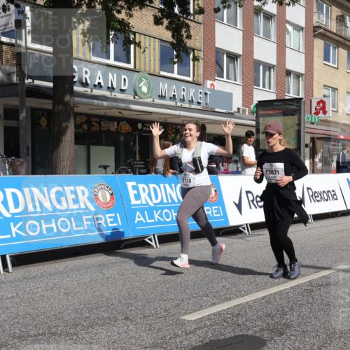 15.09.2024 - PSD Bank Halbmarathon Michael Strokosch http://msf.ph/oto/7086882 15.09.2024 12:35:30 Ziel 1504, 1895, 2257, 2286, 3071, 3178, 3300, 3329, 3468 meine-sportfotos.de