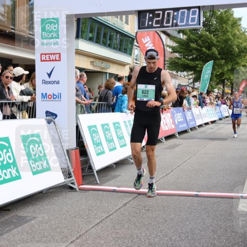 15.09.2024 - PSD Bank Halbmarathon Strokosch-Dieckow http://msf.ph/oto/7086885 15.09.2024 11:20:59 Ziel 411, 618, 622, 625, 676, 821, 850, 898, 1008, 1067 meine-sportfotos.de