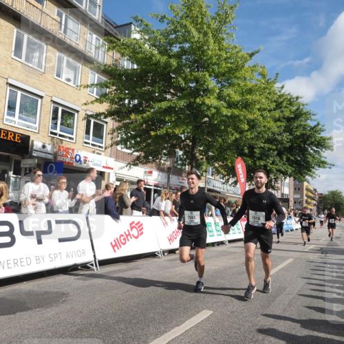 15.09.2024 - PSD Bank Halbmarathon Miley Keyser http://msf.ph/oto/7086898 15.09.2024 11:53:40 Ziel 1295, 1503, 1561, 1621, 1727, 1916, 1923, 1925, 2146, 2498, 2499, 2753, 2814, 2815 meine-sportfotos.de