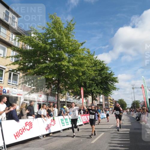 15.09.2024 - PSD Bank Halbmarathon Miley Keyser http://msf.ph/oto/7086906 15.09.2024 11:53:42 Ziel 1295, 1503, 1561, 1621, 1638, 1916, 1923, 1925, 2146, 2498, 2753, 2815 meine-sportfotos.de