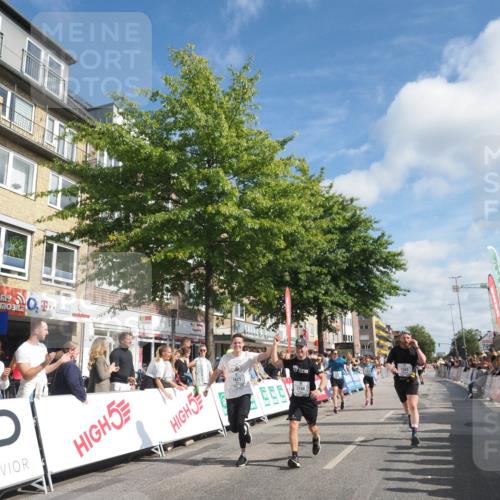 15.09.2024 - PSD Bank Halbmarathon Miley Keyser http://msf.ph/oto/7086912 15.09.2024 11:53:42 Ziel 1295, 1503, 1561, 1621, 1638, 1916, 1923, 1925, 2146, 2498, 2753, 2815 meine-sportfotos.de