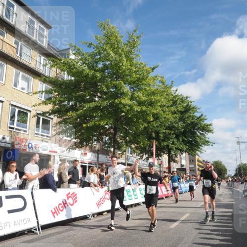 15.09.2024 - PSD Bank Halbmarathon Miley Keyser http://msf.ph/oto/7086918 15.09.2024 11:53:42 Ziel 1295, 1503, 1561, 1621, 1638, 1916, 1923, 1925, 2146, 2498, 2753, 2815 meine-sportfotos.de