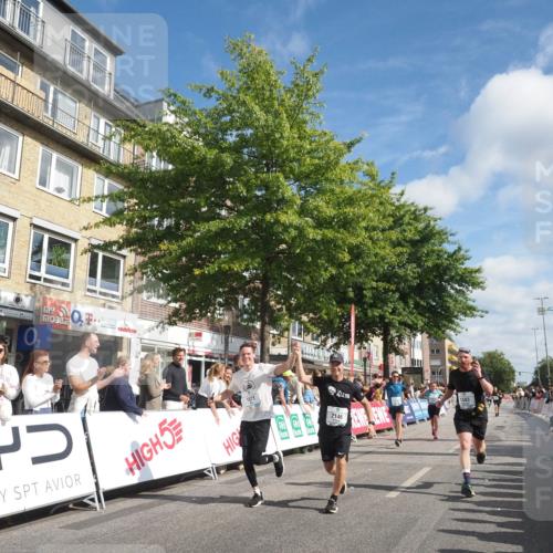 15.09.2024 - PSD Bank Halbmarathon Miley Keyser http://msf.ph/oto/7086922 15.09.2024 11:53:42 Ziel 1295, 1503, 1561, 1621, 1638, 1916, 1923, 1925, 2146, 2498, 2753, 2815 meine-sportfotos.de