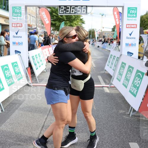 15.09.2024 - PSD Bank Halbmarathon Strokosch-Dieckow http://msf.ph/oto/7086923 15.09.2024 12:37:47 Ziel 2742, 2761, 3386 meine-sportfotos.de