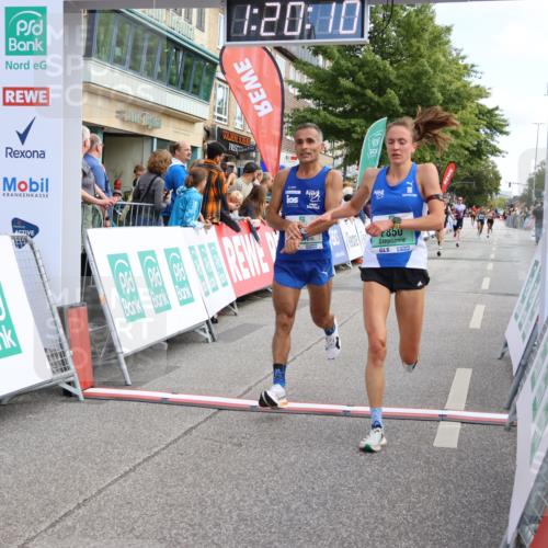 15.09.2024 - PSD Bank Halbmarathon Strokosch-Dieckow http://msf.ph/oto/7086941 15.09.2024 11:21:01 Ziel 411, 622, 625, 676, 821, 850, 898, 1008, 1020, 1067 meine-sportfotos.de