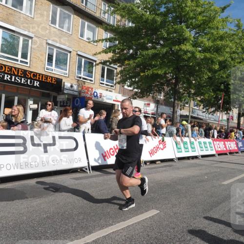 15.09.2024 - PSD Bank Halbmarathon Miley Keyser http://msf.ph/oto/7086983 15.09.2024 11:53:50 Ziel 1267, 1295, 1503, 1506, 1621, 1638, 1669, 1923, 2146, 2416, 2498, 2516, 2815 meine-sportfotos.de