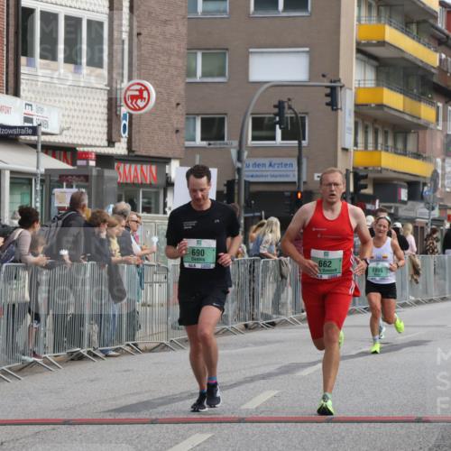 15.09.2024 - PSD Bank Halbmarathon Michael Strokosch http://msf.ph/oto/7086991 15.09.2024 11:27:19 Ziel 662, 665, 690, 826, 895, 1029, 1037, 1045 meine-sportfotos.de